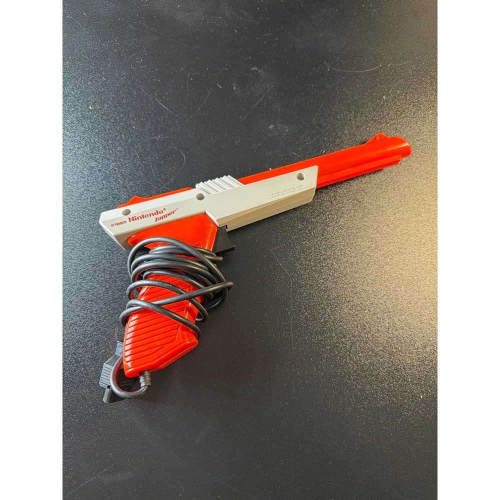 Nintendo NES Zapper Orange Light Gun OEM Controller Made In Japan Duck Hunt